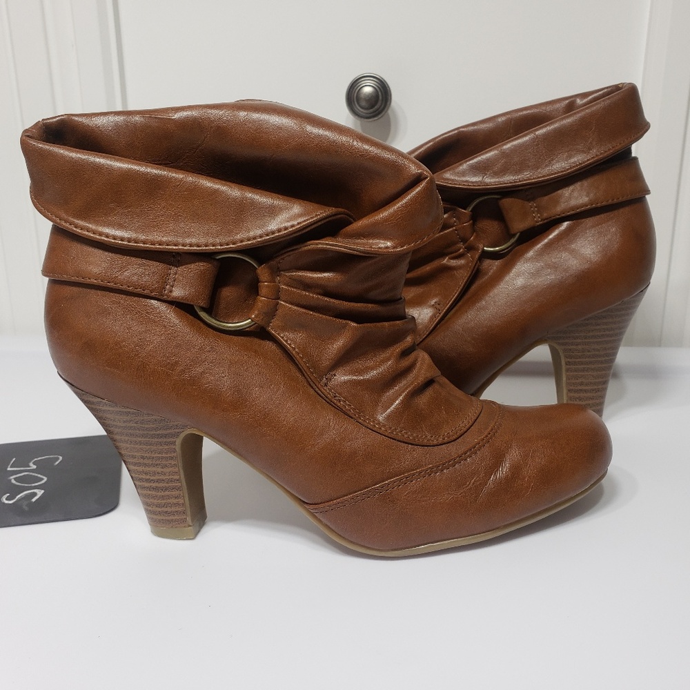 Madden Girl Ankle Boots Tan/Chestnut Fold-Over